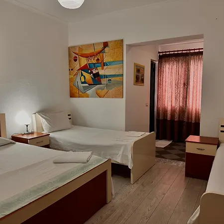 Grande House Hostel