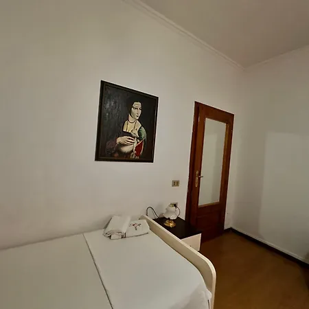 Hostel Grande House *